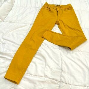Zara Woman Denim Collection: Skinny jeans S4, mustard yellow, good condition.